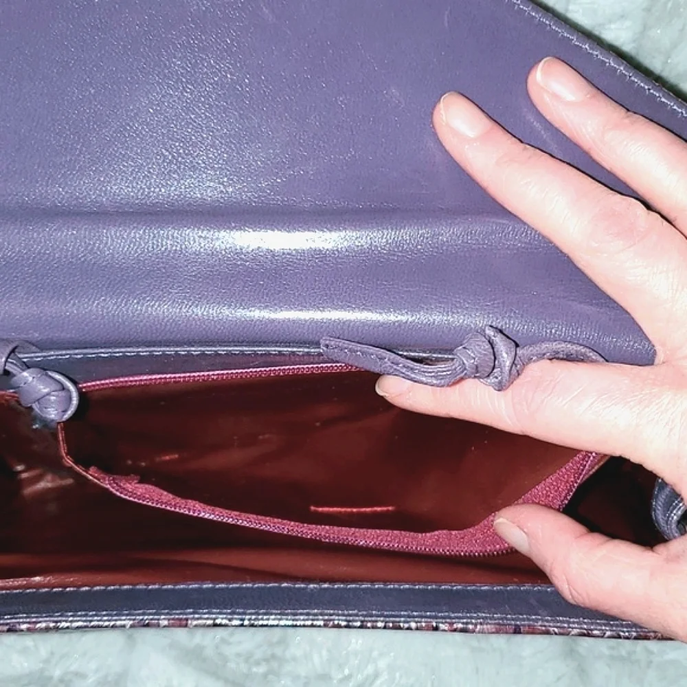 Vtg J.Reneé Snakeskin Embossed Crossbody Bag